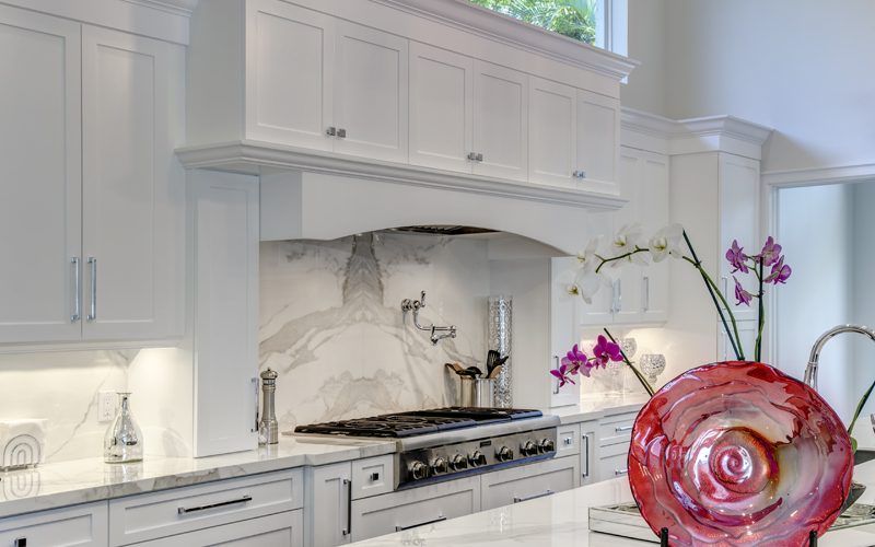 THESIZE SURFACES – NEOLITH Almassora – Castellón – Spain OMICROM FLORIDA DESIGNER Karen Press FABRICATOR Stone Castle (Bruce) BOCA RATON MIAMI